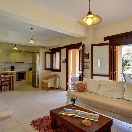 Oreinothea Villa Therison Ngoại thất bức ảnh
